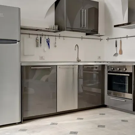 Charming Piazza Venezia Apartment *